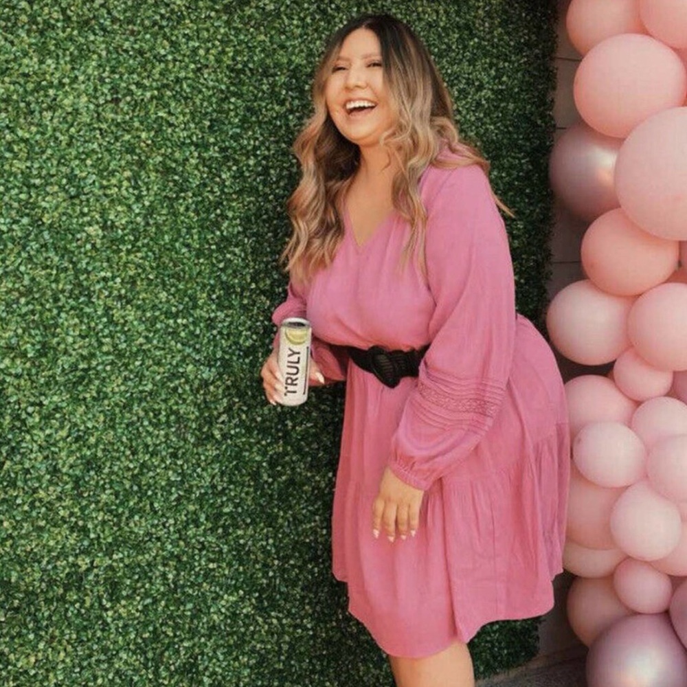 Ava & Viv Pink V-Neck Dress - Picture 3 of 6